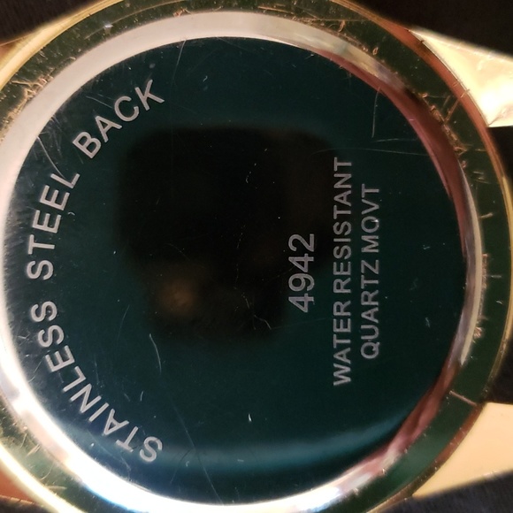 *Milano Expressions Goldtone Watch - Picture 4 of 5